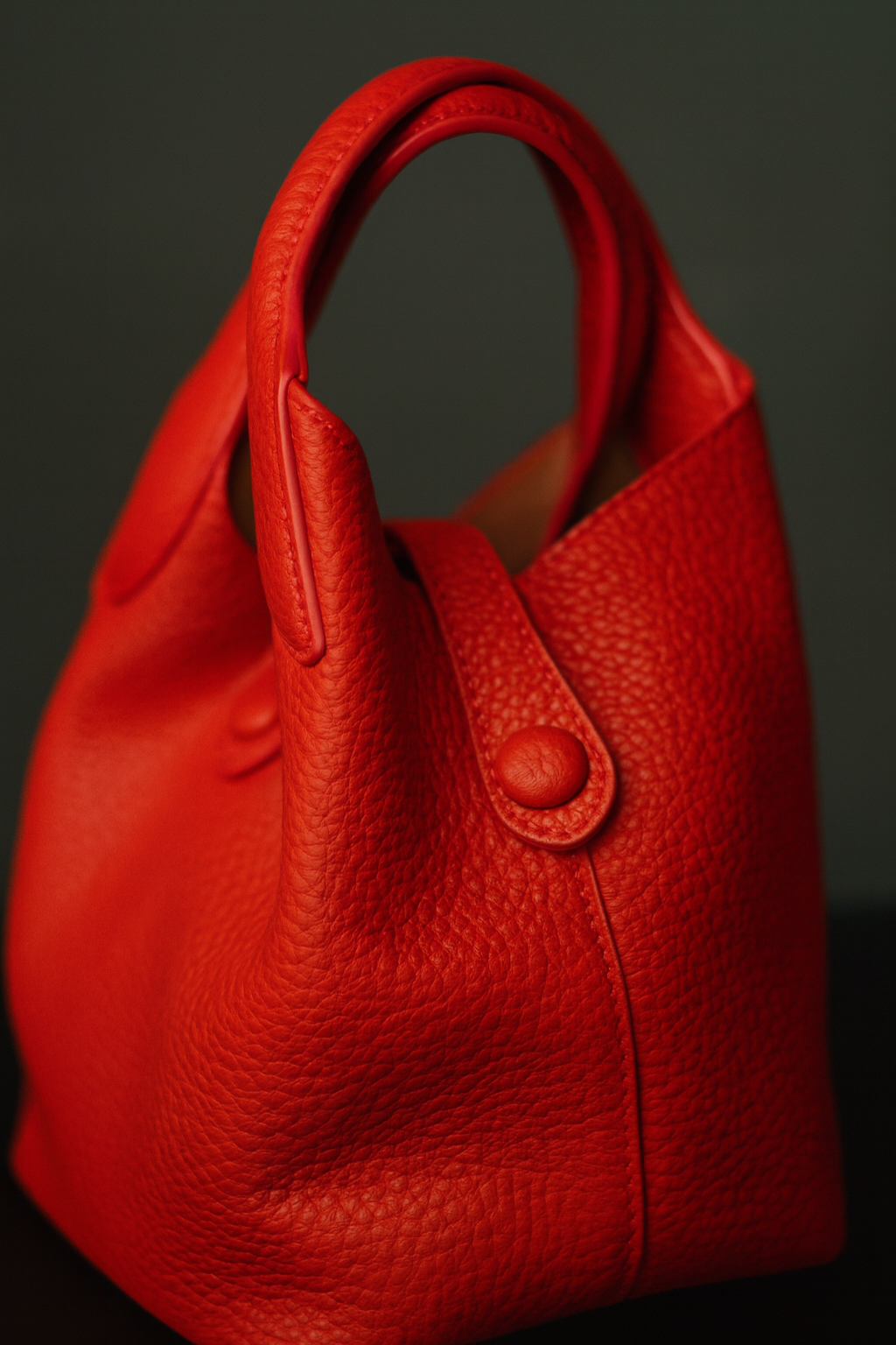 Scarlet Pebble Tote Bag